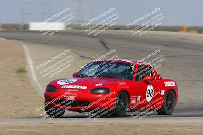 media/Oct-29-2022-CalClub SCCA (Sat) [[e05833b2e9]]/Race Group 3/Qualifying (Outside Grapevine)/